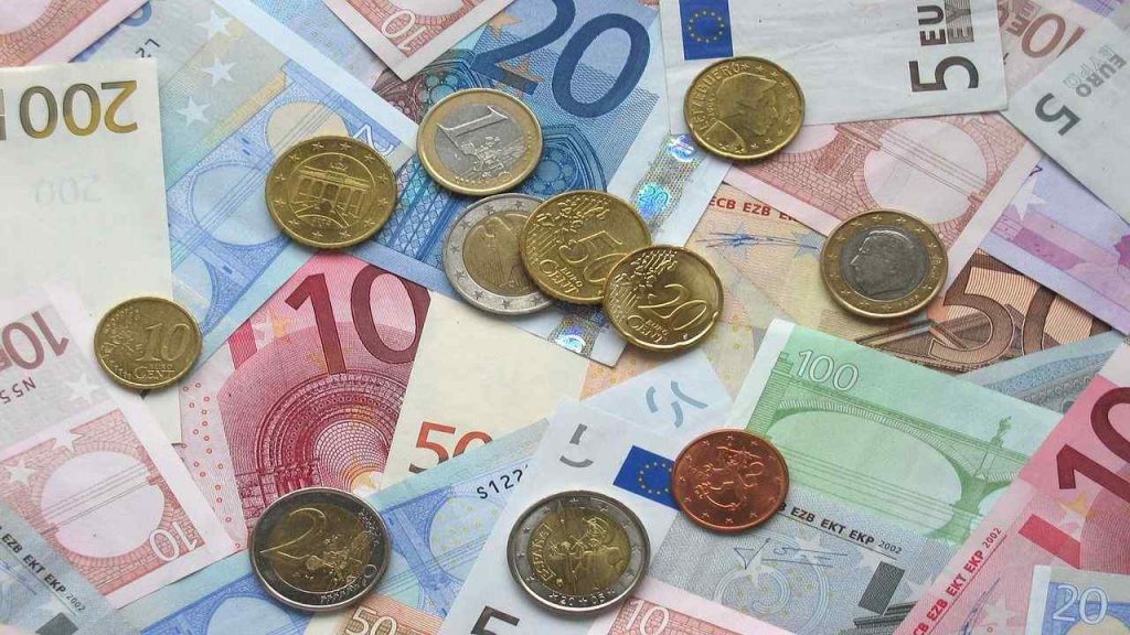 Liability of the representative and the majority owner for outstanding debts of the companies