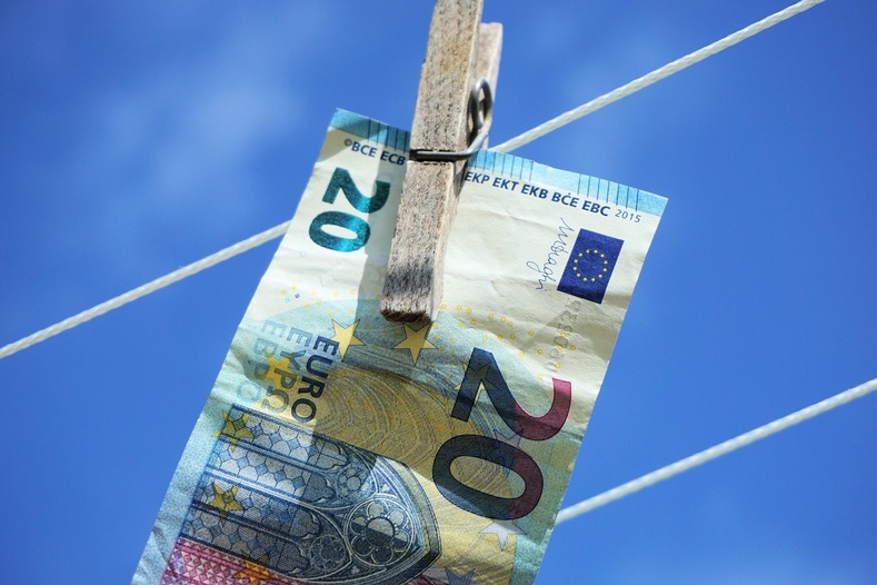 Newly introduced obligation to declare the ultimate beneficial owners of legal entities in particular cases