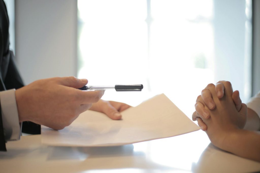 Mandatory Guarantor in Fast Loans – What Are Your Rights?